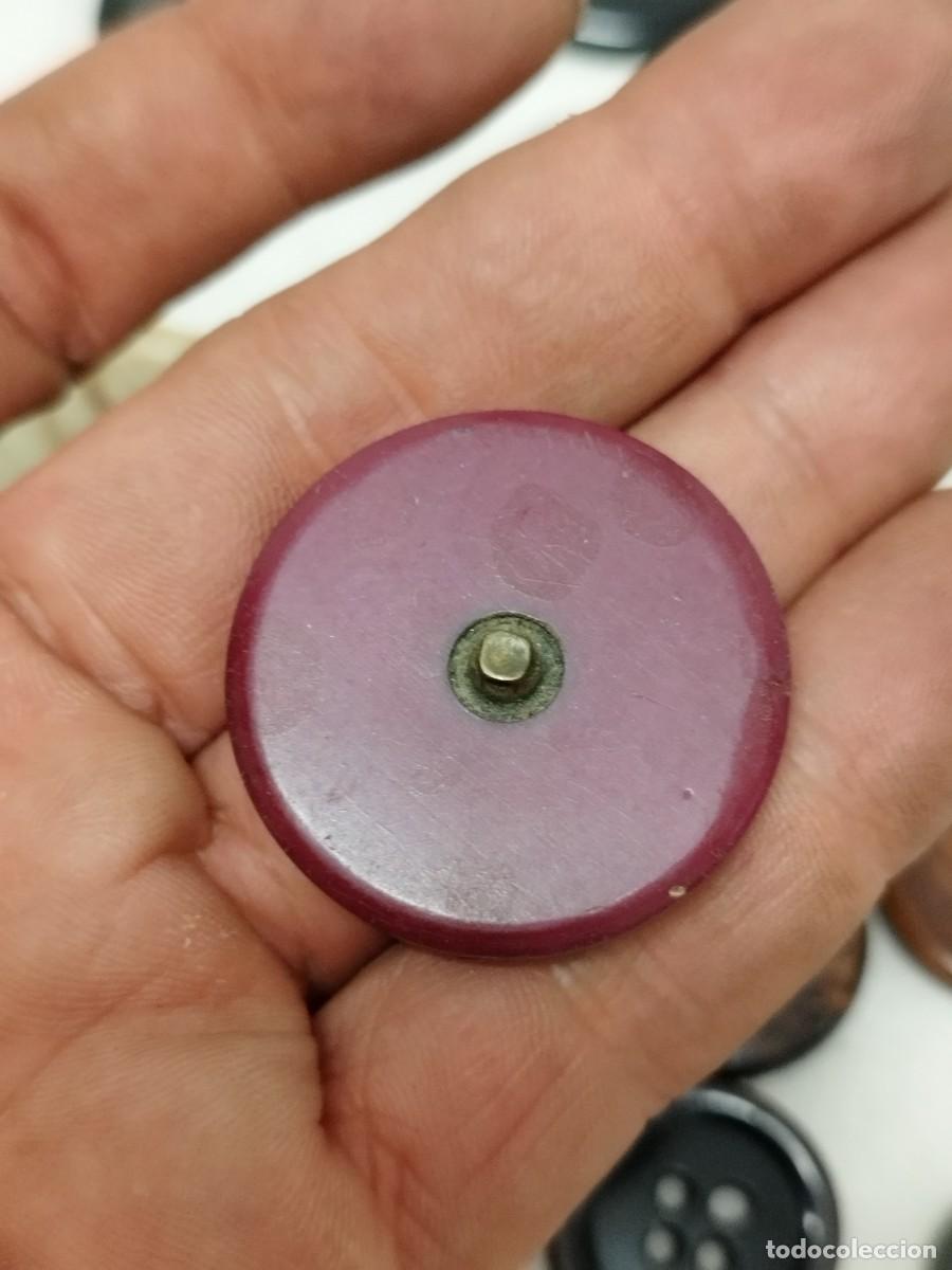 Militaria: Lote de 40 botones aproximadamente. - Foto 10