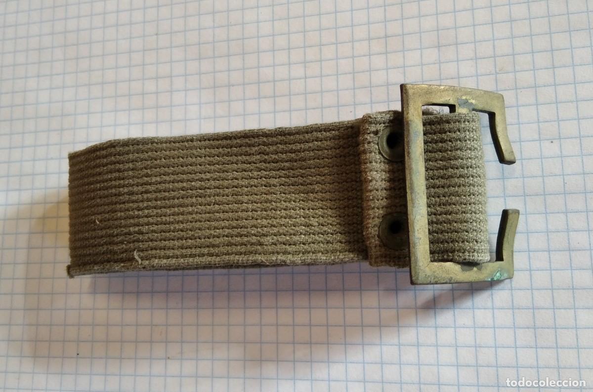 Militaria: Trebilla de correaje modelo 67 - Foto 1
