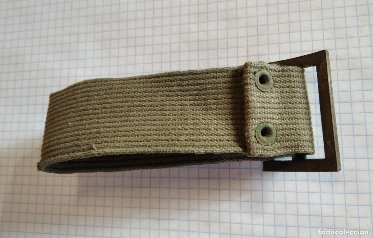 Militaria: Trebilla de correaje modelo 67 - Foto 2