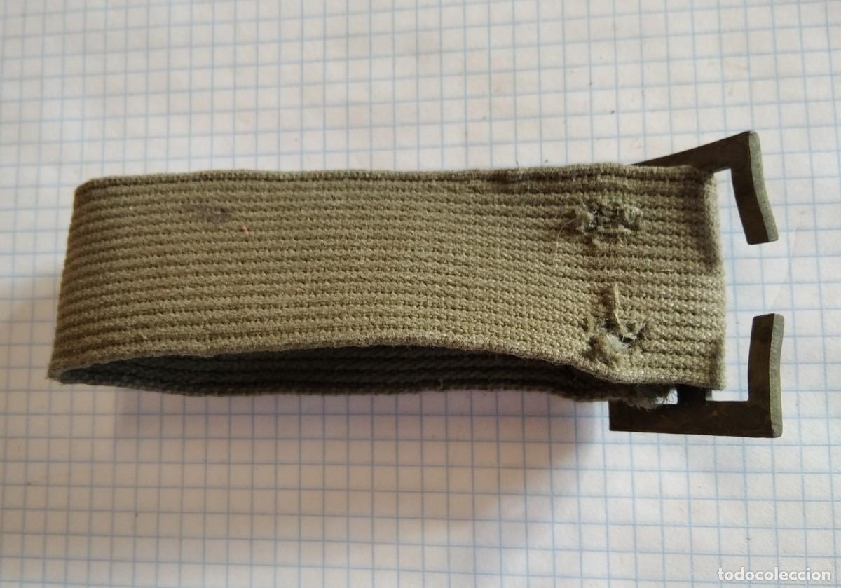 Militaria: Trebilla de correaje modelo 67 - Foto 3