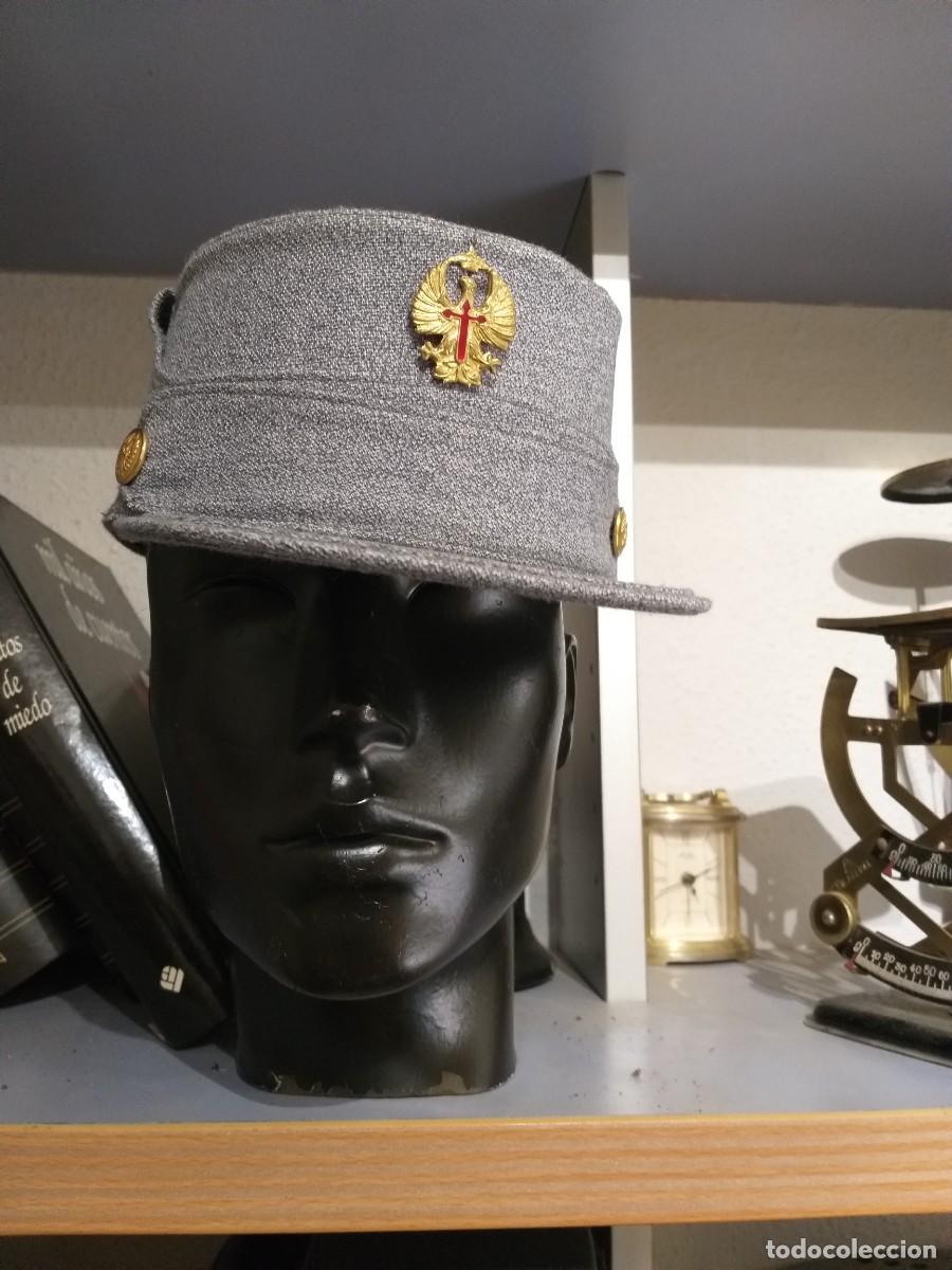 Militaria: teresiana y gorra cuartelero - Foto 2