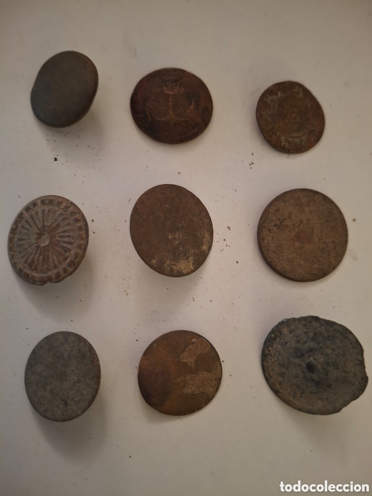Militaria: LOTE DE 9 BOTONES ANTIGUOS - Foto 1