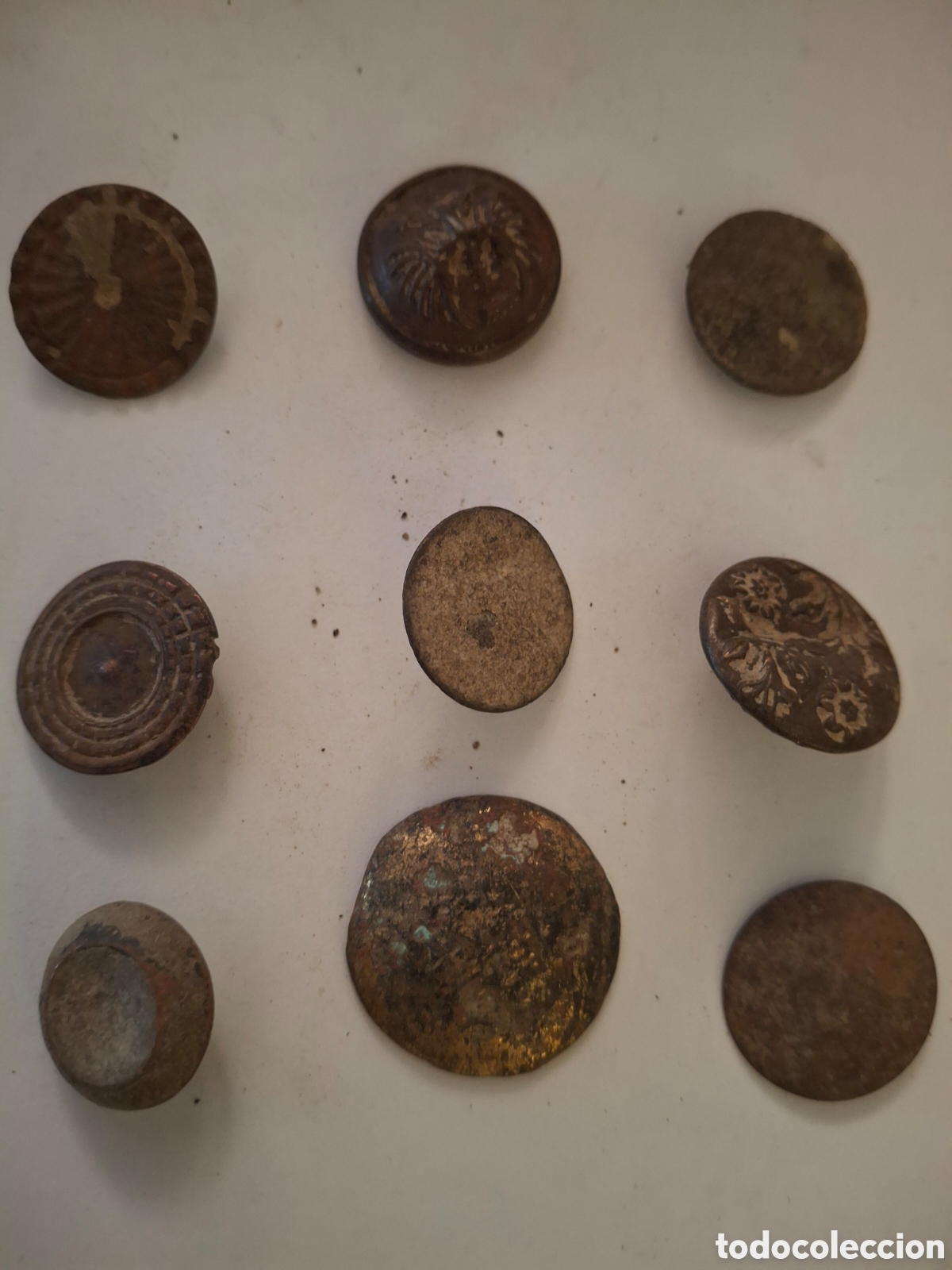 Militaria: LOTE DE 9 BOTONES ANTIGUOS - Foto 1
