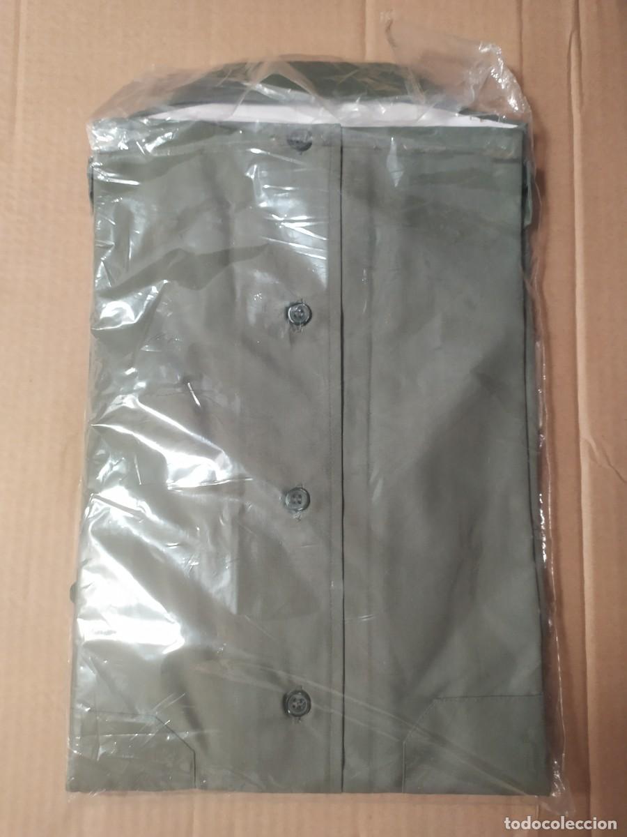 Militaria: Camisa del ejercito Espa&ntilde;ol - Foto 2