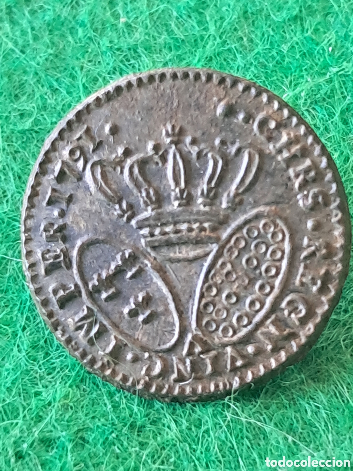 Militaria: Bot&oacute;n Luis V Navarra y XVI Francia 1791