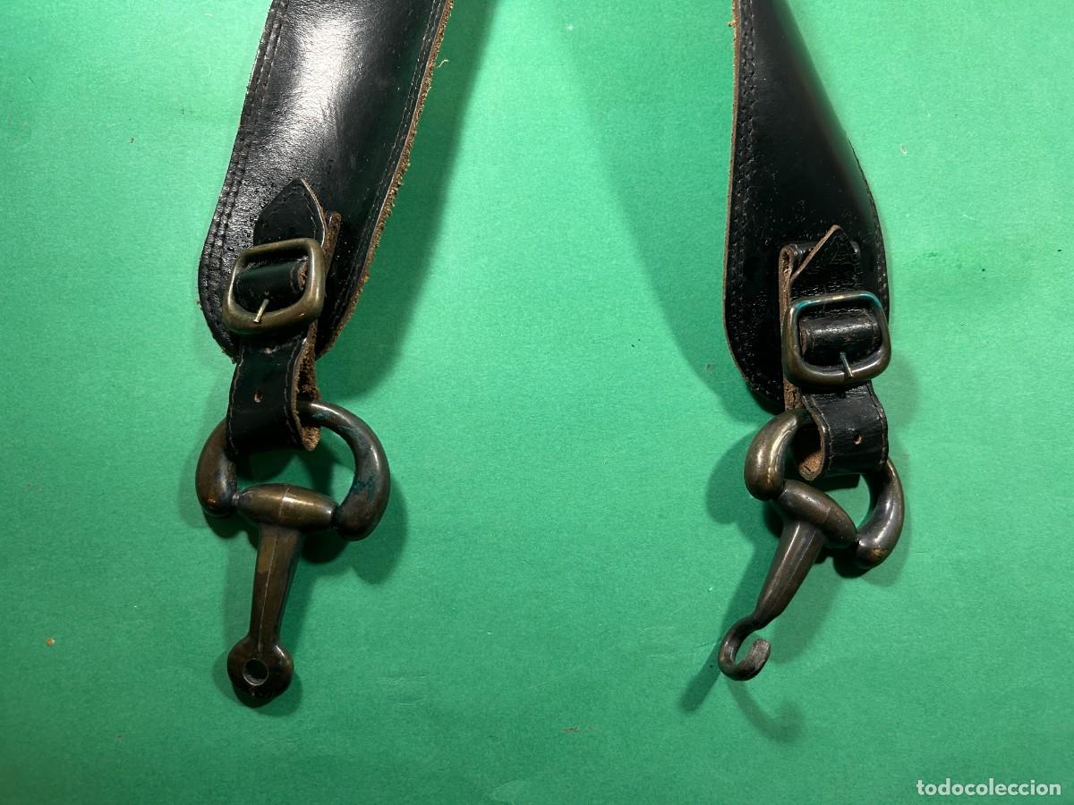 Militaria: TRINCHA DE CUERO NEGRO - Foto 2