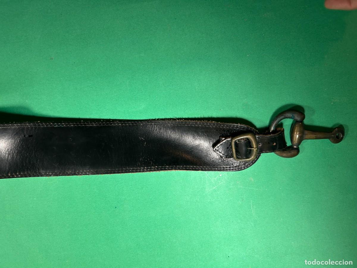 Militaria: TRINCHA DE CUERO NEGRO - Foto 4