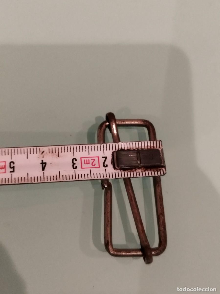 Militaria: Antigua hebilla rectangular. - Foto 3