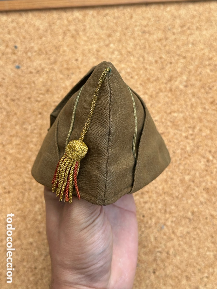 Militaria: ANTIGUO GORRILLO CON OREJERAS DE OFICIAL GORRA