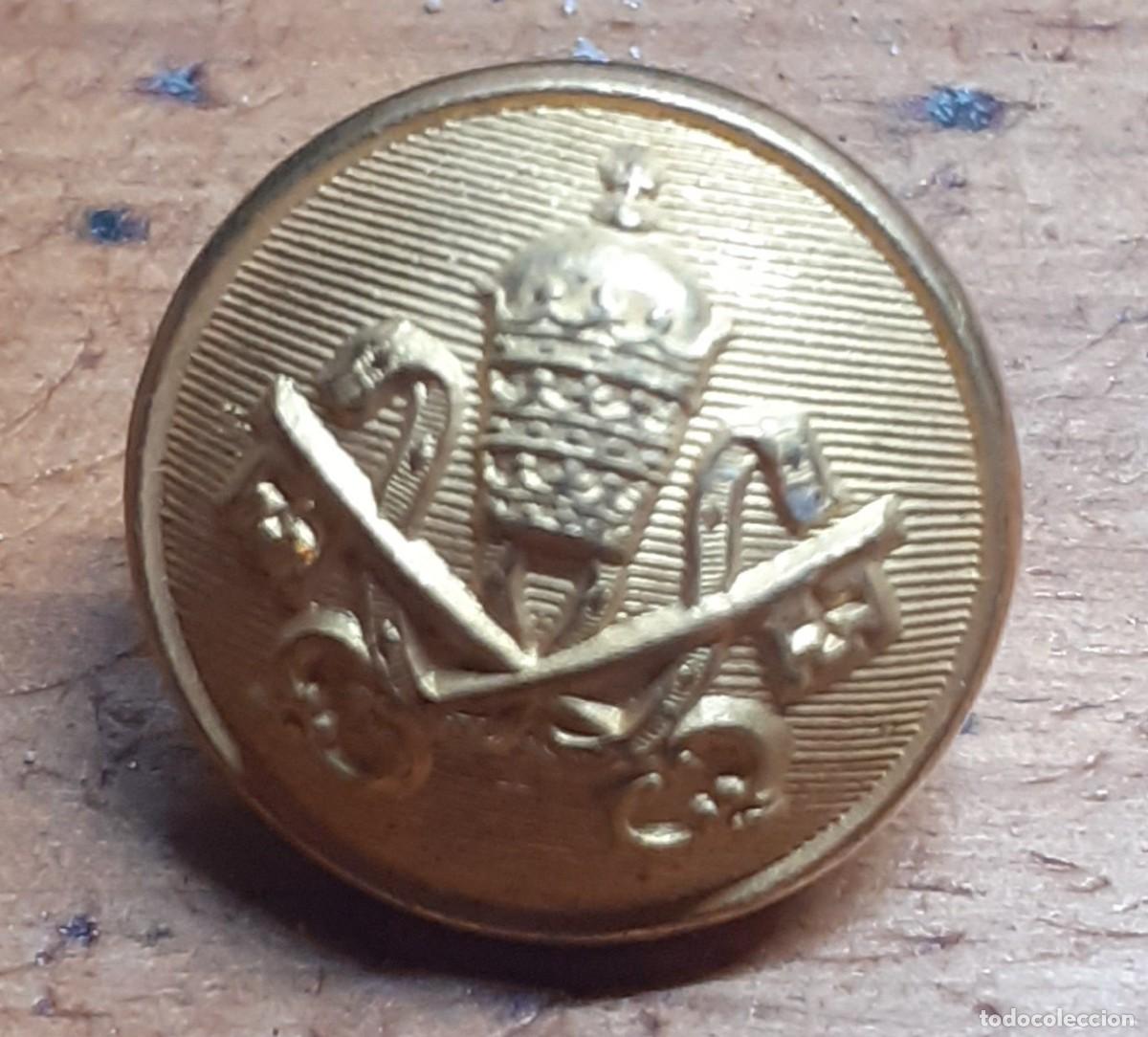 Militaria: boton CON EMBLEMA DEL PAPA - Foto 1