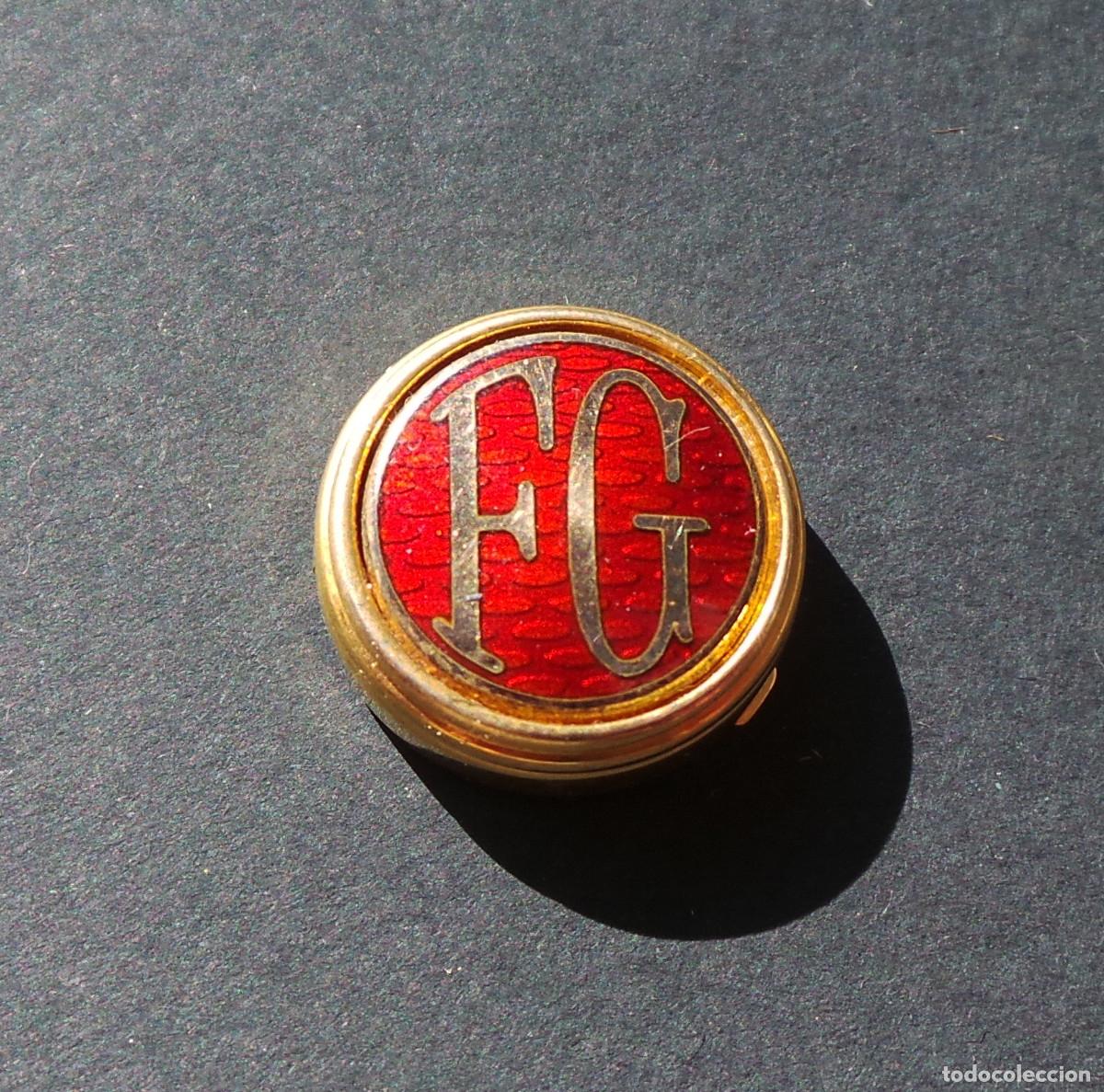 Militaria: CUBRE BOTONES INICIALES. - Foto 2