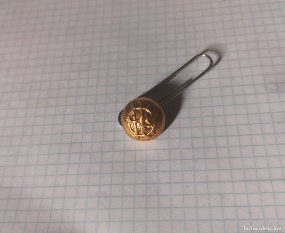 Militaria: Bot&oacute;n peque&ntilde;o con letras - Foto 1