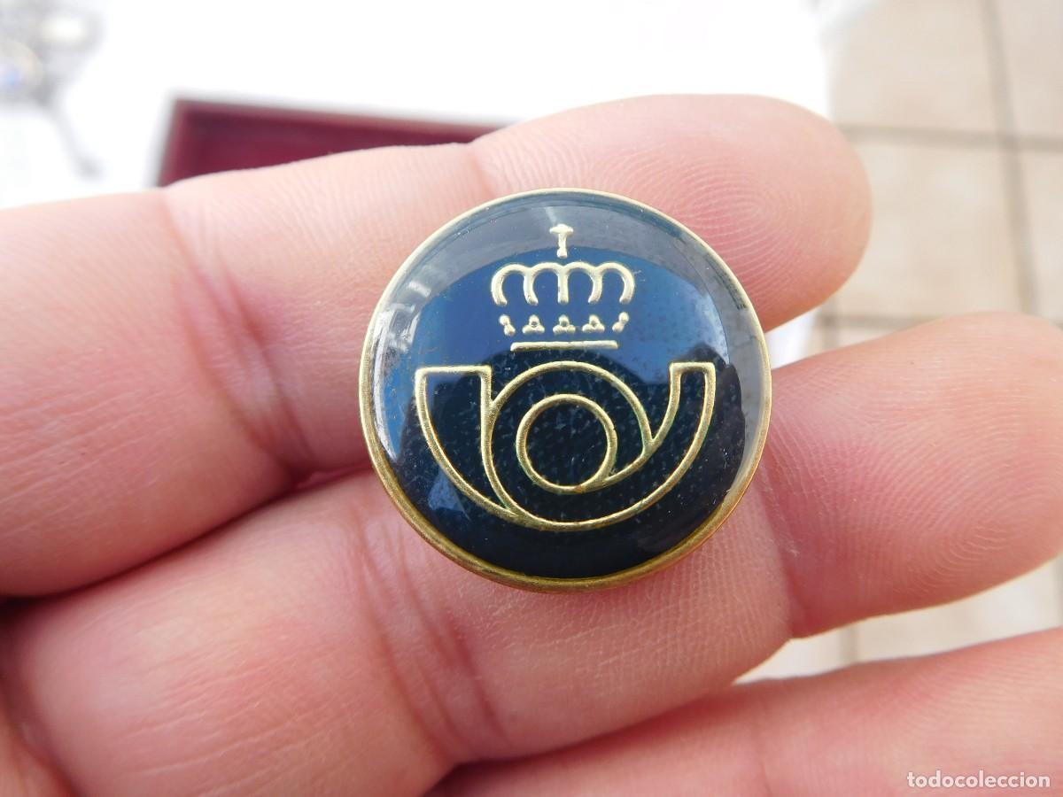 Militaria: Bot&oacute;n de correos &eacute;poca JCI - Foto 1