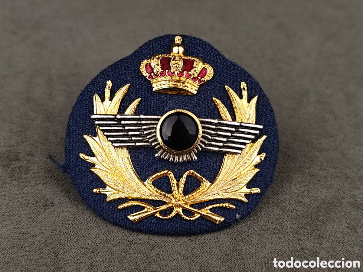Militaria: Antiguo Emblema para el Gorro Ej&eacute;rcito del A&iacute;re - Foto 2