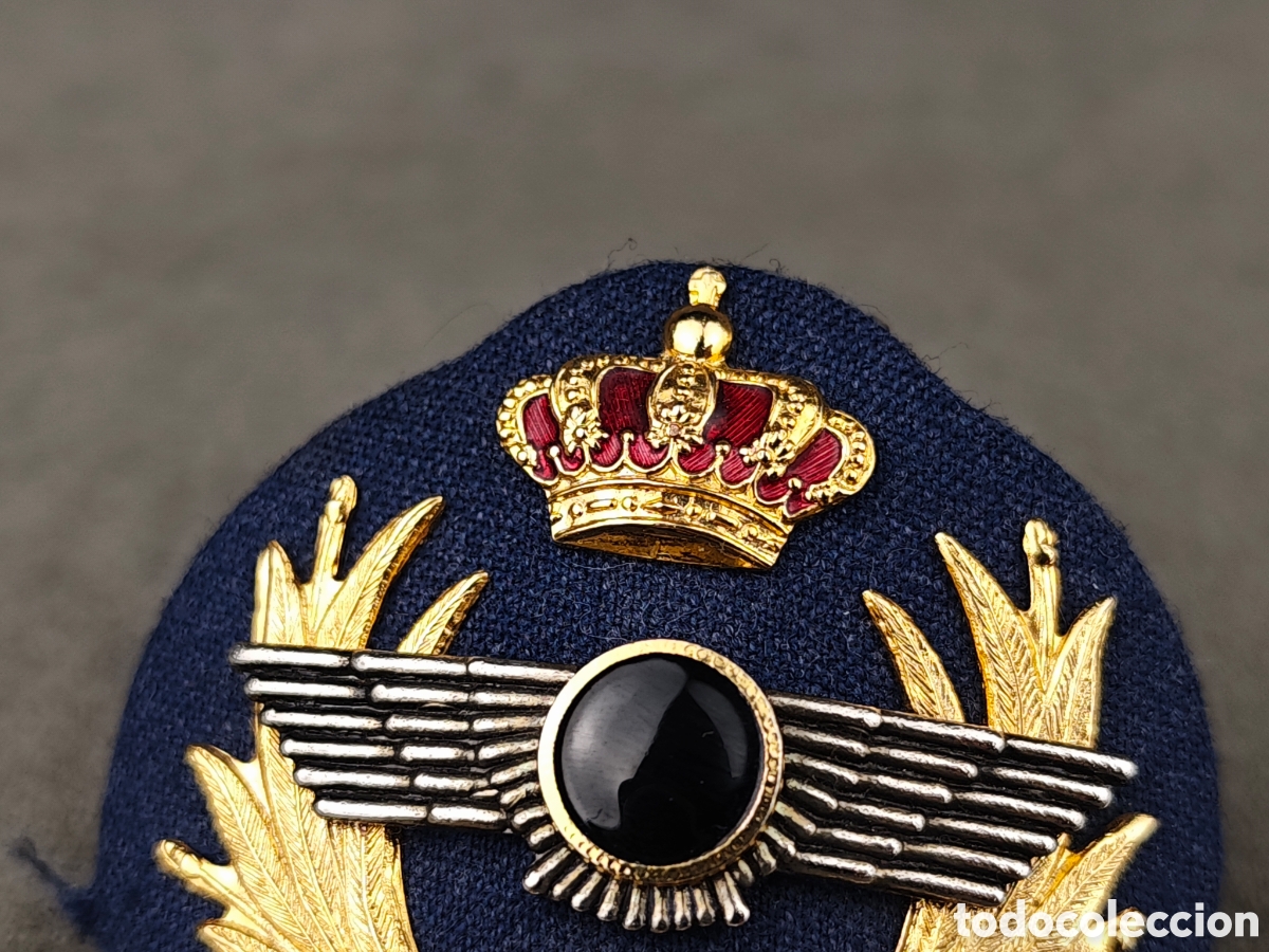 Militaria: Antiguo Emblema para el Gorro Ej&eacute;rcito del A&iacute;re - Foto 4