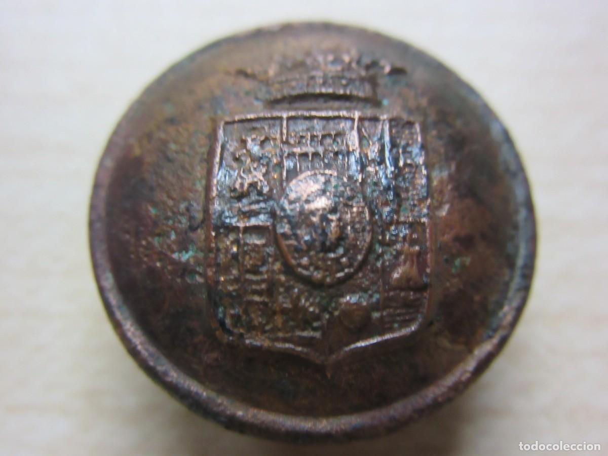 Militaria: Escaso bot&oacute;n de la Diputaci&oacute;n de Madrid 1903 Escudo formado con los escudos de los pueblos de Madrid