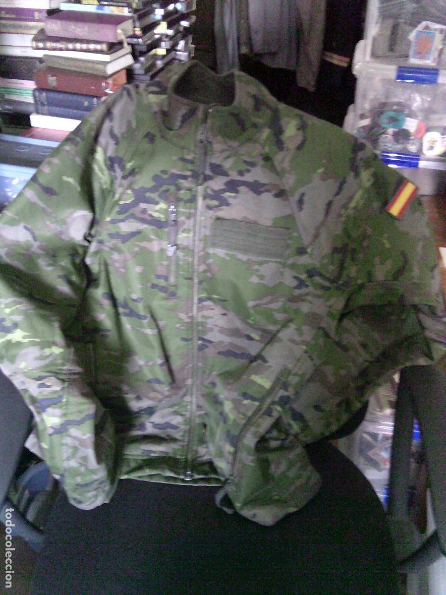 Militaria: Chaqueta Ej&eacute;rcito Espa&ntilde;ol talla M Polar impermeable