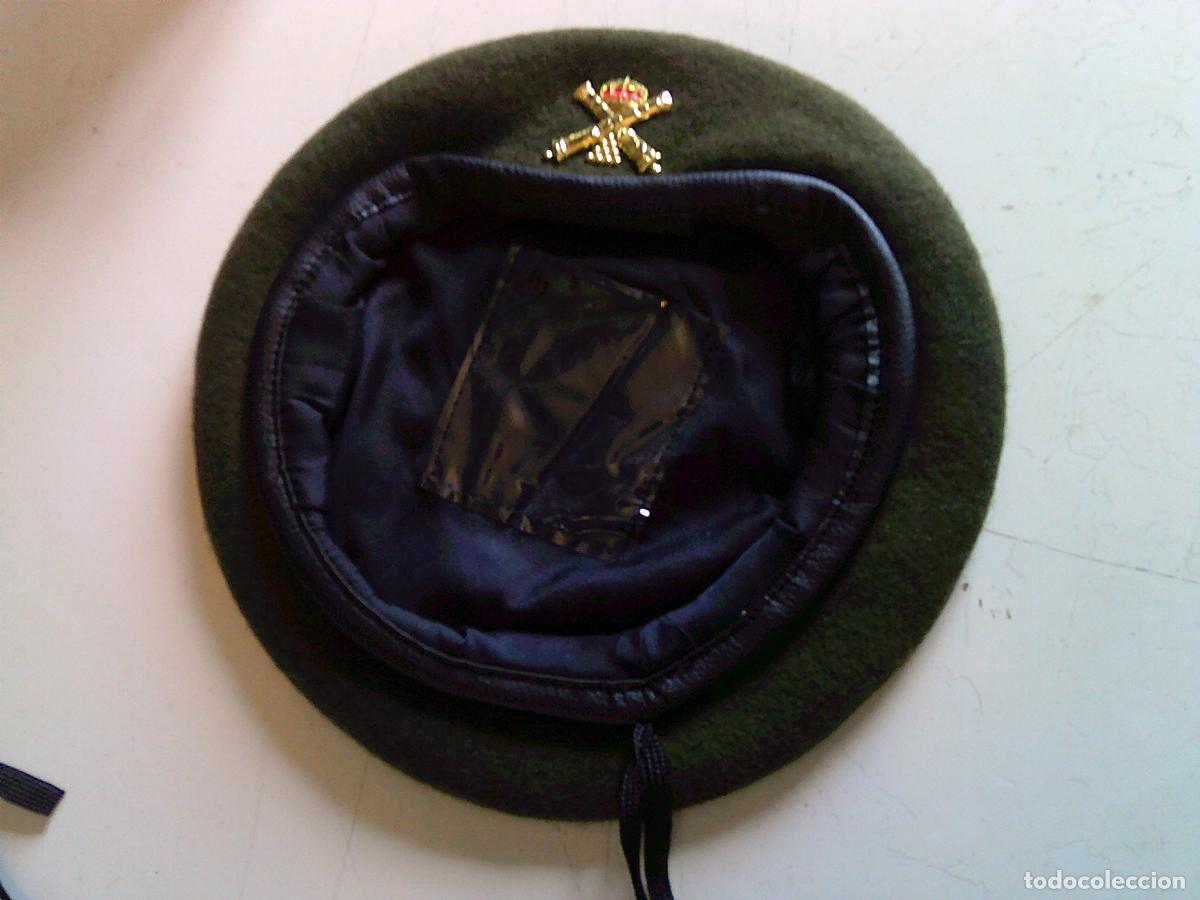 Militaria: Boina nueva de Artiller&iacute;a de campa&ntilde;a talla 58