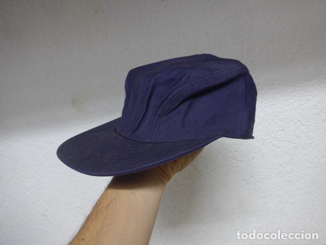 Militaria: Antigua gorra militar americana marcada de 1967, original. Estados Unidos.