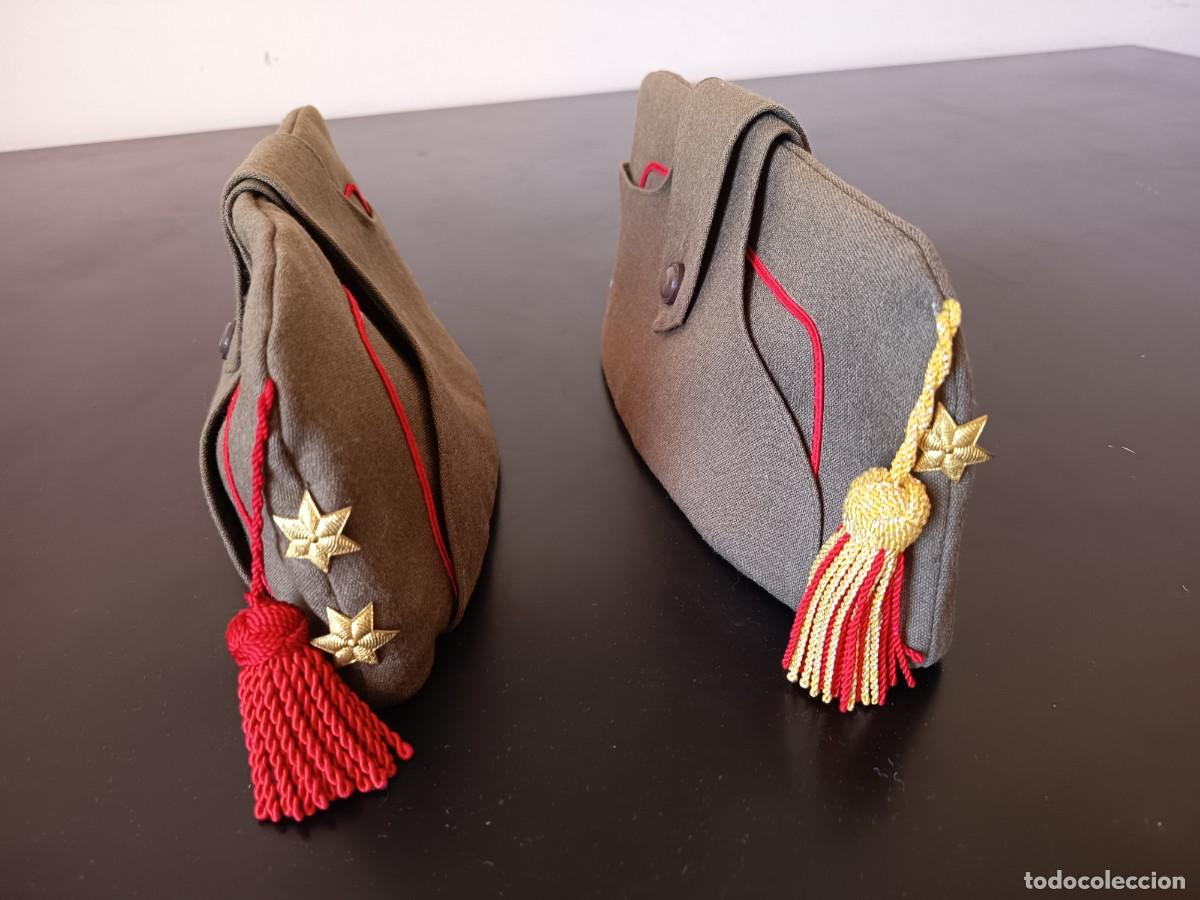 Militaria: Dos gorros militares posguerra espa&ntilde;ola
