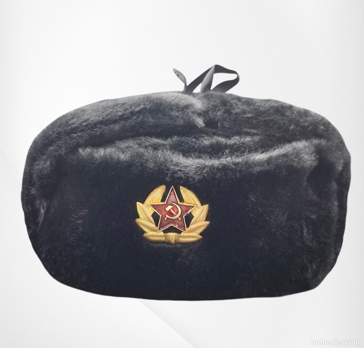 Militaria: + GORRO DE INVIERNO FORRADO Y CON OREJERAS CON INSIGNIA DEL EJERCITO RUSO