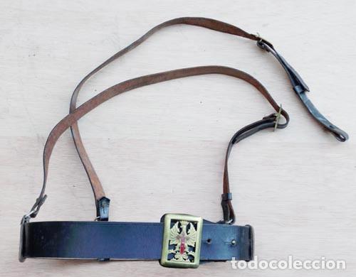 Militaria: CORREAJE DE CUERO,REGLAMENTO DEL 43