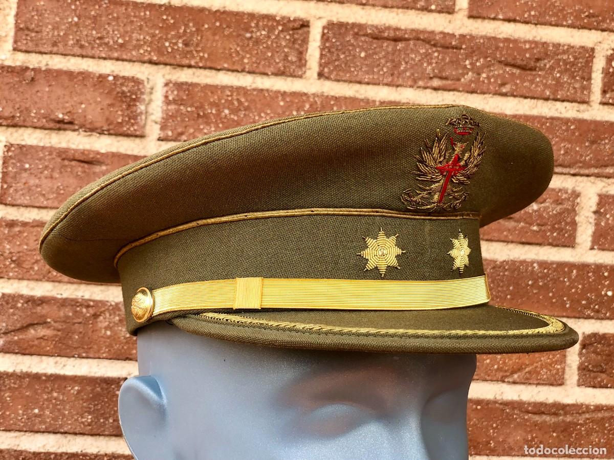 Militaria: Gorra de Plato. Teniente Coronel. Ej&eacute;rcito Espa&ntilde;ol. Francisco Franco. Estrellas. &Aacute;guila. Espa&ntilde;a