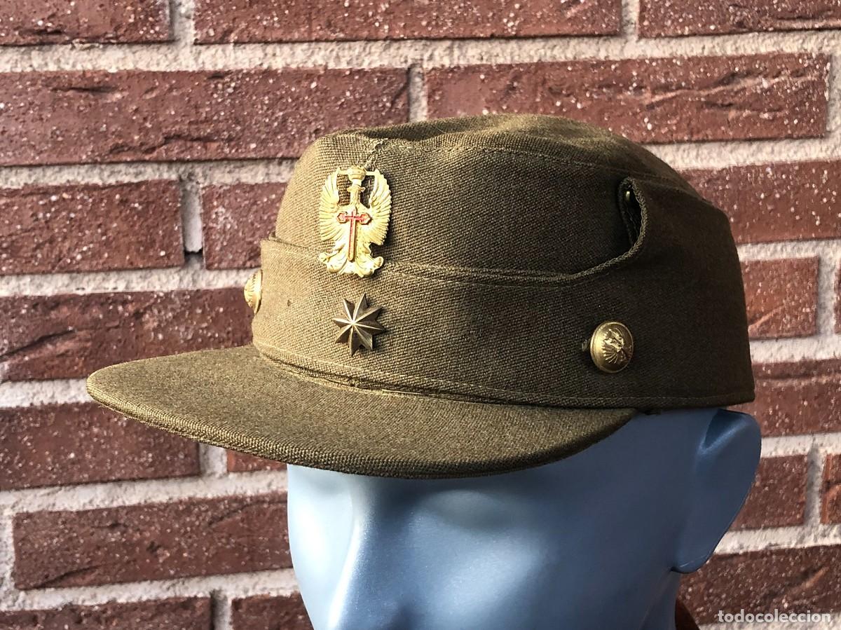 Militaria: Gorra Teresiana. Comandante de Infanter&iacute;a. &Eacute;poca Franco. Manufacturas Valle. Original. Monta&ntilde;a