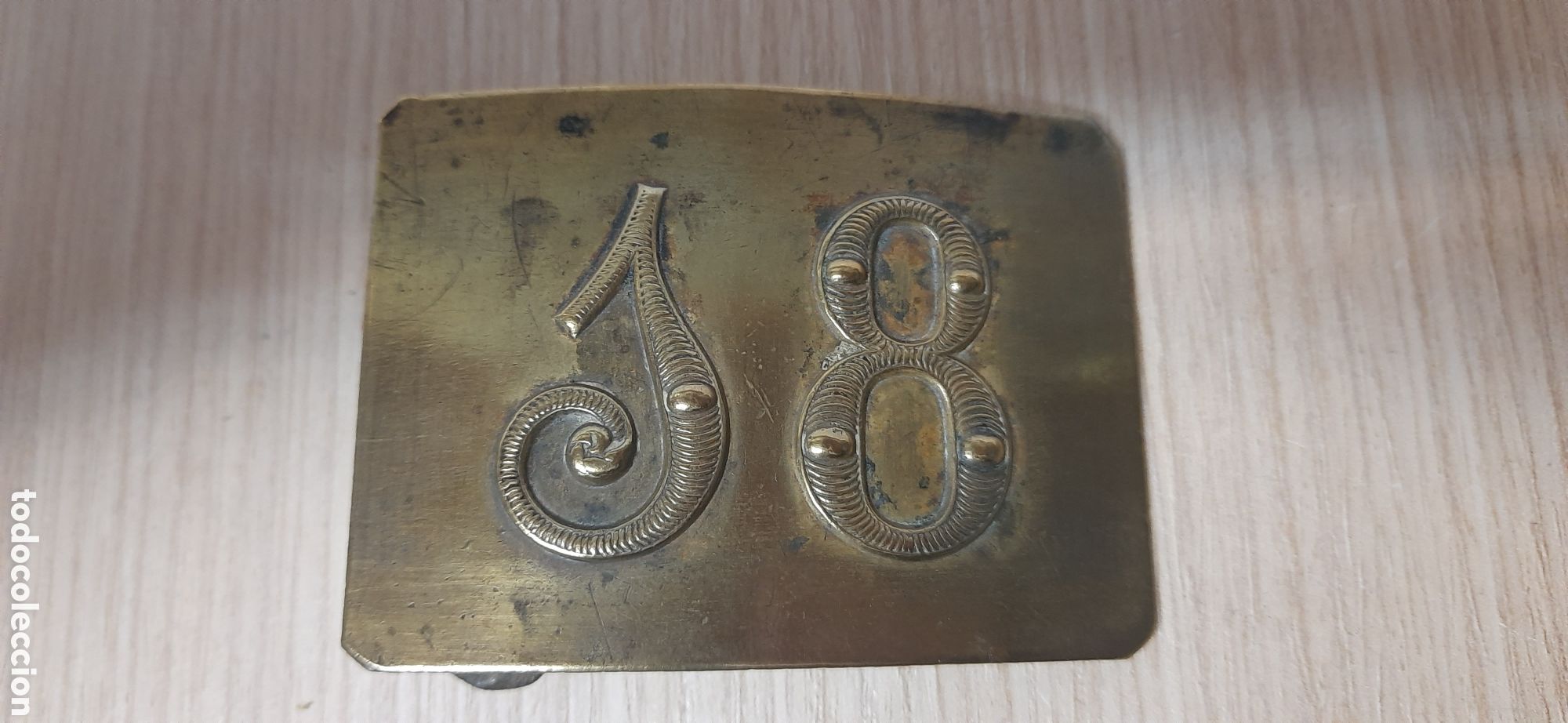 Militaria: HEBILLA REGIMIENTO INFANTERIA N&ordm; 18 EPOCA ALFONSO XIII