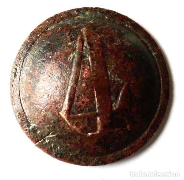 Militaria: BOTON INFANTERIA EN LINEA 1841-1846, REGIMIENTO N&ordm;4.(2)