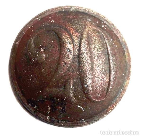 Militaria: BOTON INFANTERIA EN LINEA 1841-1846, REGIMIENTO N&ordm;20