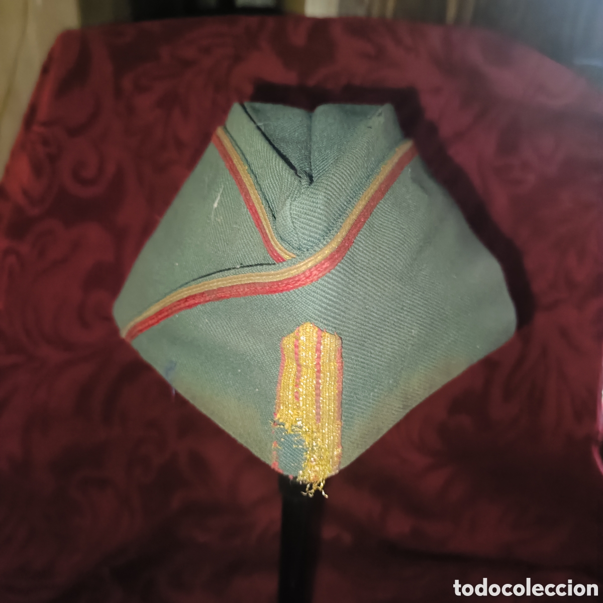 Militaria: Antiguo gorro cuartelero de brigada Guardia civil