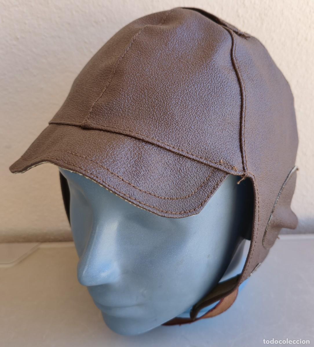Militaria: Viejo gorro de motorista.