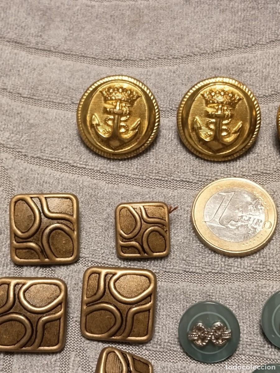 Militaria: LOTE DE 60 BOTONES VARIADOS - Foto 2