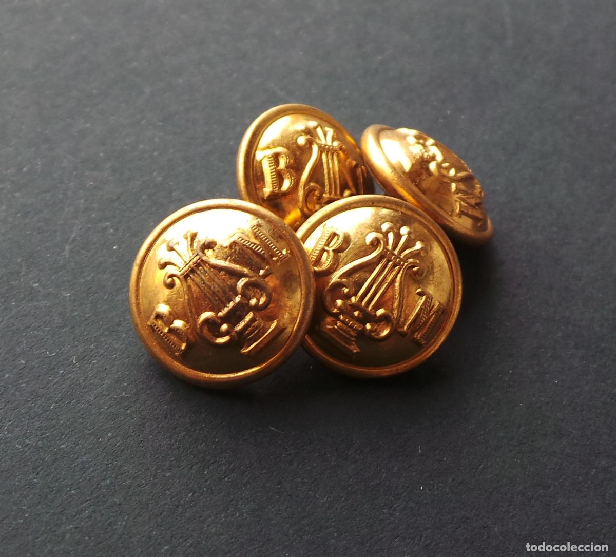Militaria: LOTE DE BOTONES BANDA DE M&Uacute;SICA. 1,4 CM DE DI&Aacute;METRO. APROX.