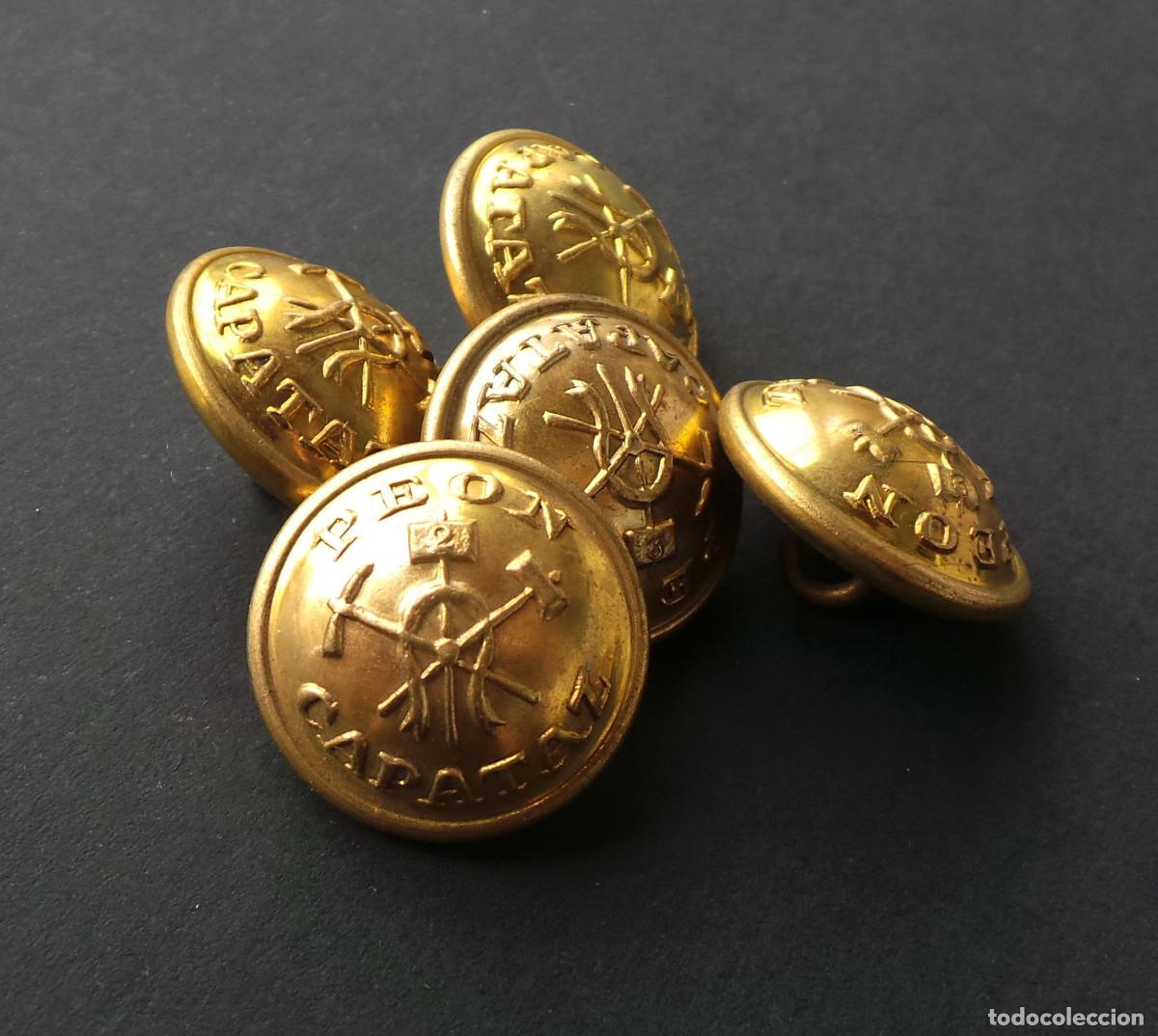 Militaria: LOTE DE BOTONES PE&Oacute;N CAPATAZ. 2 CM DI&Aacute;METRO, APROX.