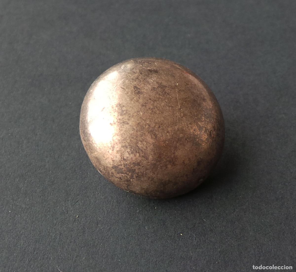 Militaria: BOT&Oacute;N. LISO - 2,4 CM DE DI&Aacute;METRO.