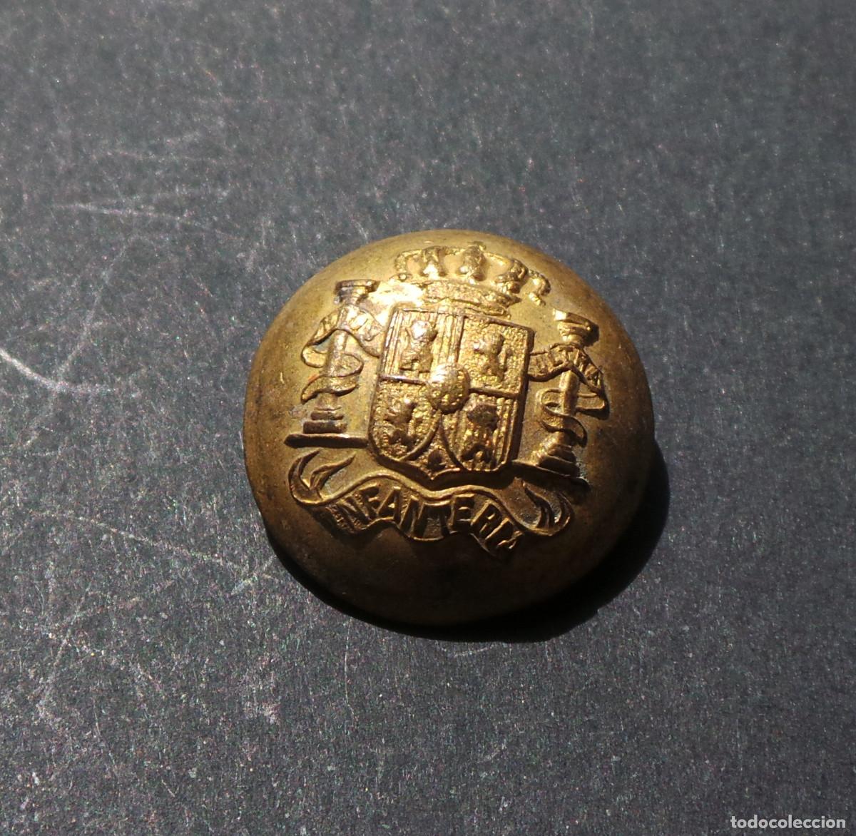 Militaria: BOT&Oacute;N CUERPO DE INFANTER&Iacute;A. 2 APROX. &Eacute;POCA DE ISABEL II.