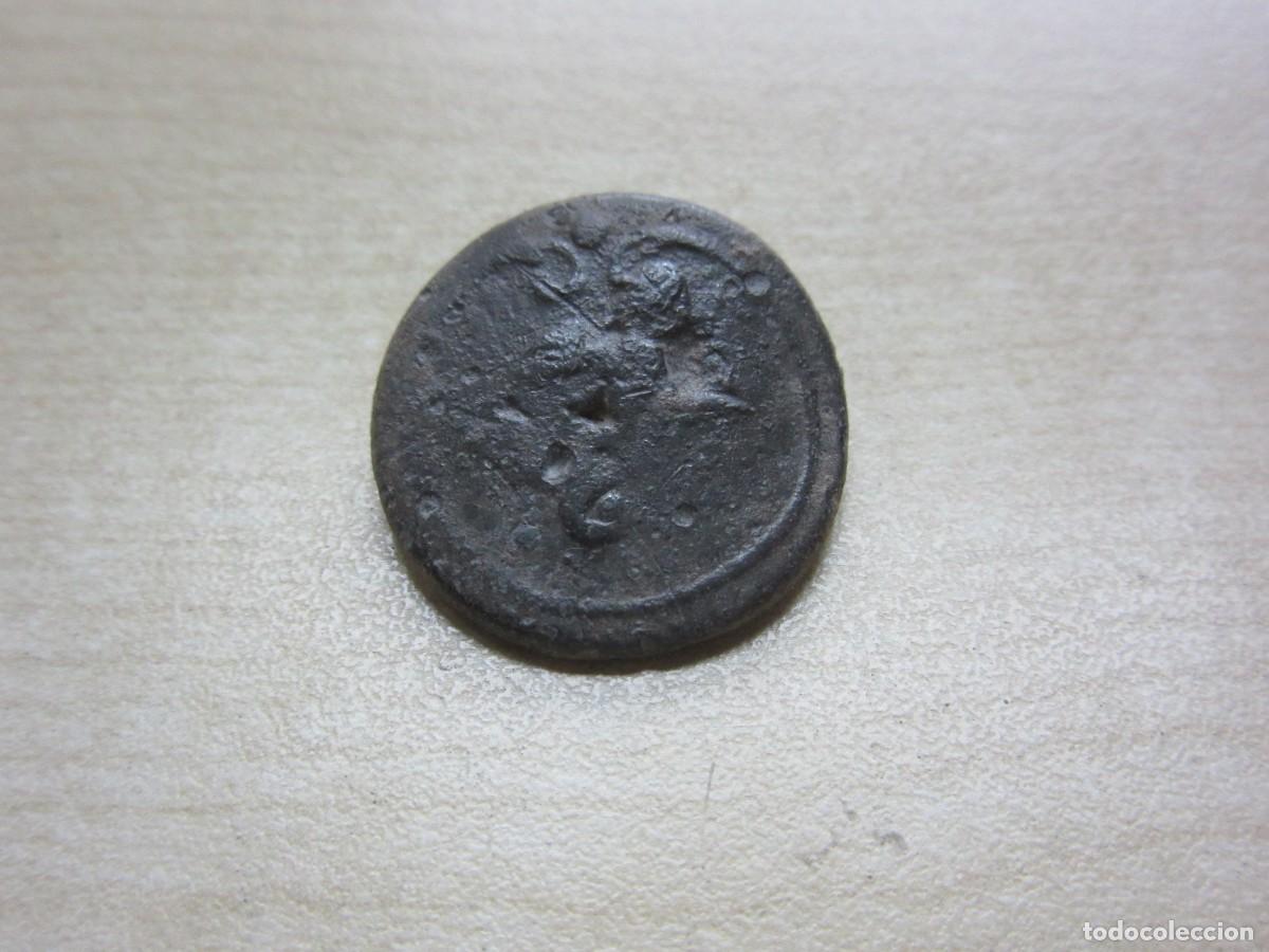 Militaria: Bot&oacute;n del regimiento de Infanter&iacute;a 7 Franc&eacute;s Guerra Independencia Di&aacute;metro 1,9 cm