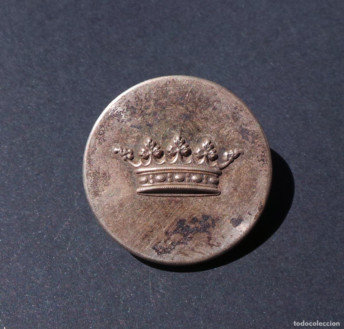 Militaria: BOT&Oacute;N NOBLEZA. DUQUE, CORONA DUCAL.- 3,2 CM DE DI&Aacute;METRO APROX.