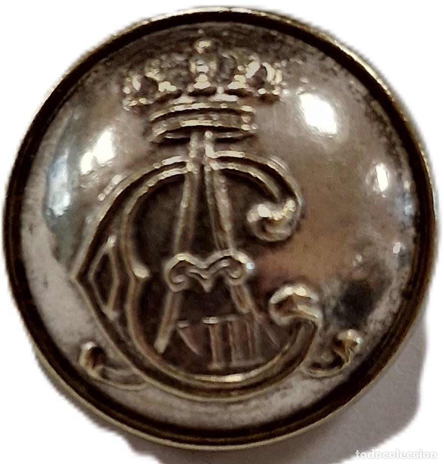 Militaria: BOT&Oacute;N COLEGIO AXIII HUERFANOS DE CARABINEROS PLATEADO 20 MM