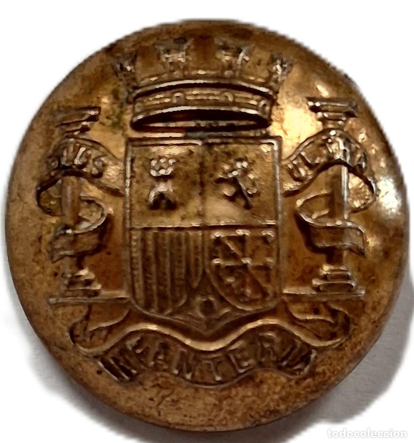 Militaria: BOT&Oacute;N INFANTERIA I REP&Uacute;BLICA DORADO SEMIABOMBADO 21 MM.