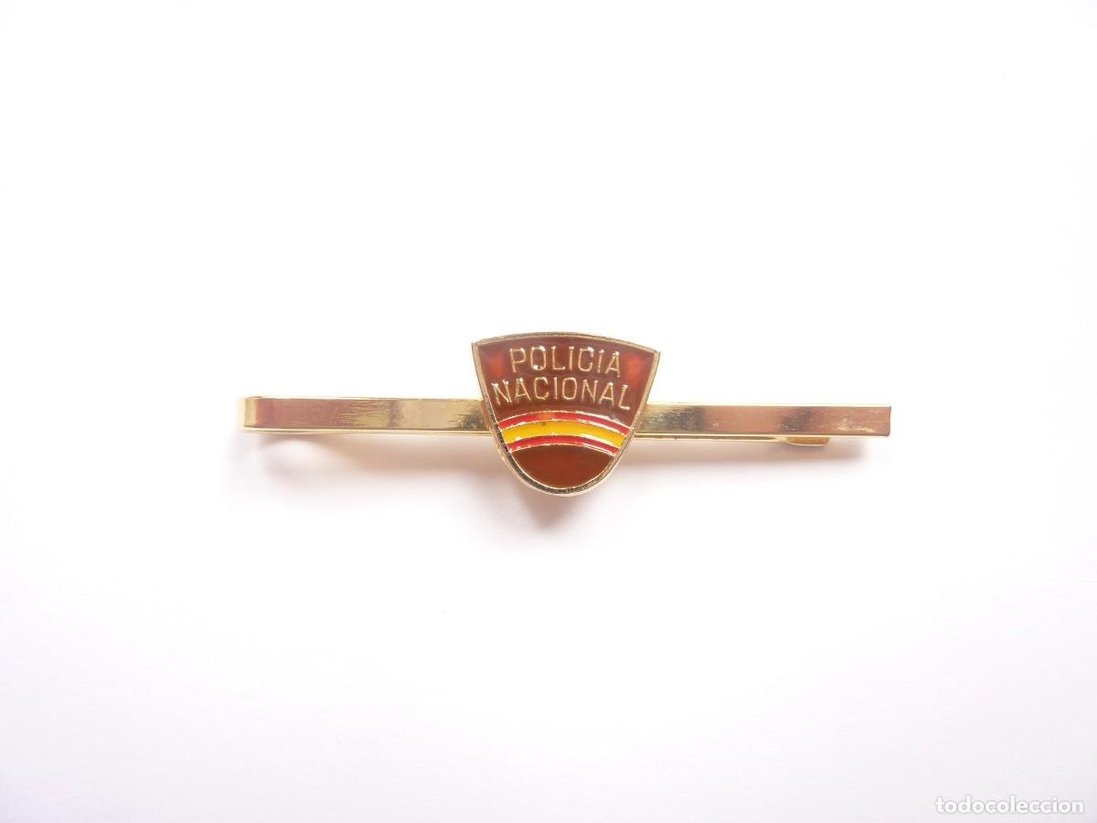 Militaria: Pisacorbatas Cuerpo de Policia Nacional - Pasacorbatas Marrones - Pasador corbatas