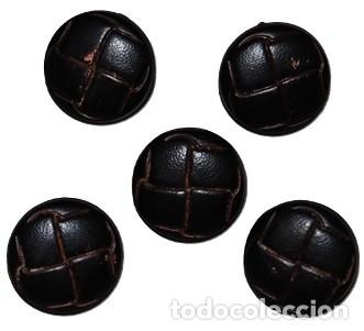 Militaria: LOTE DE 5 BOTONES DE PASTA TIPO BALON A&Ntilde;OS 70 MARRONES 2 CM-14