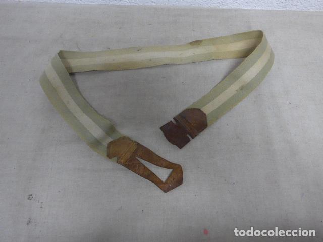 Militaria: Antiguo cinturon o correa militar alfonsina a identificar
