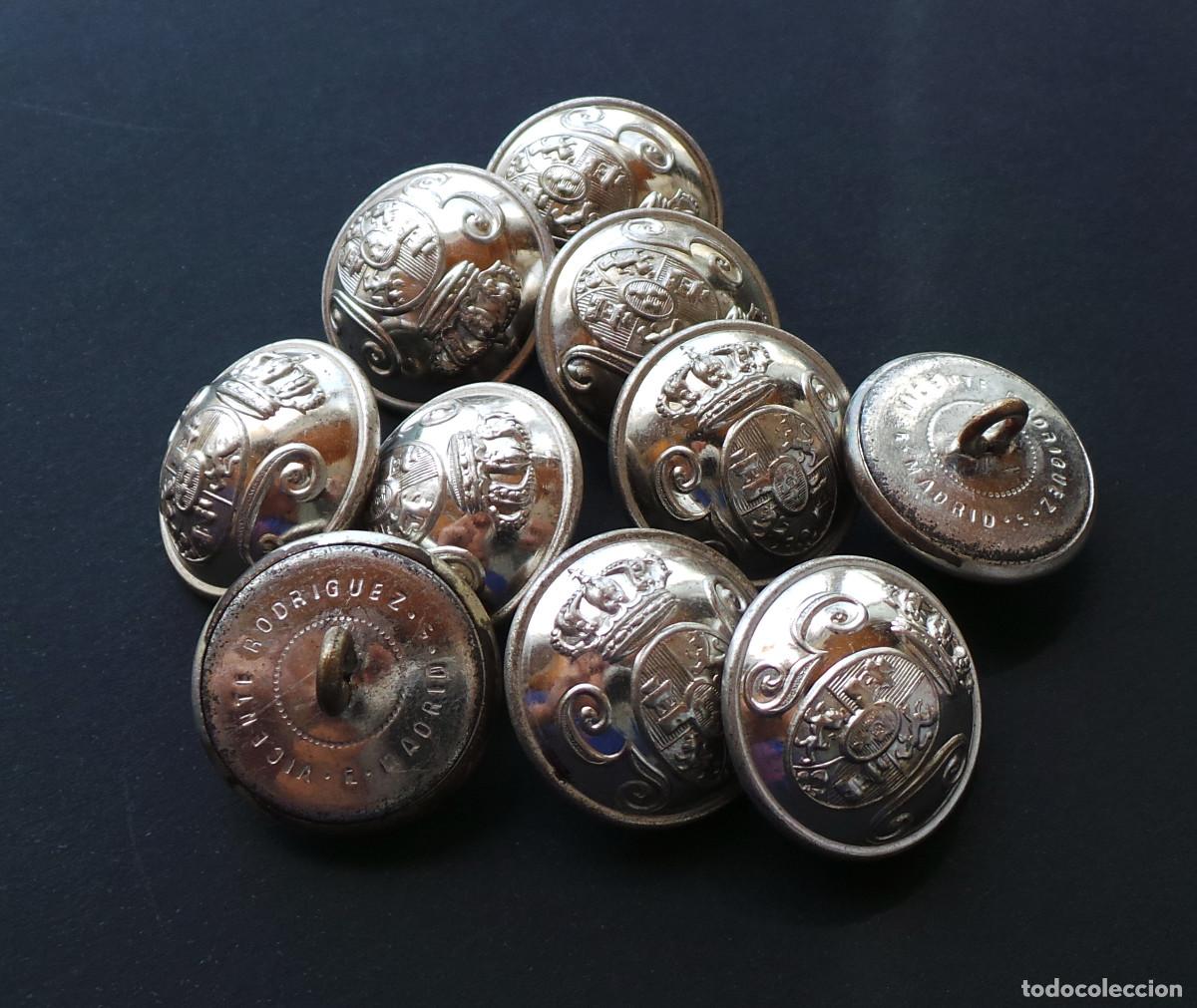 Militaria: LOTE DE BOTONES GUARDIA CIVIL. ALFONSO XIII. 2,2 CM DE DI&Aacute;METRO.