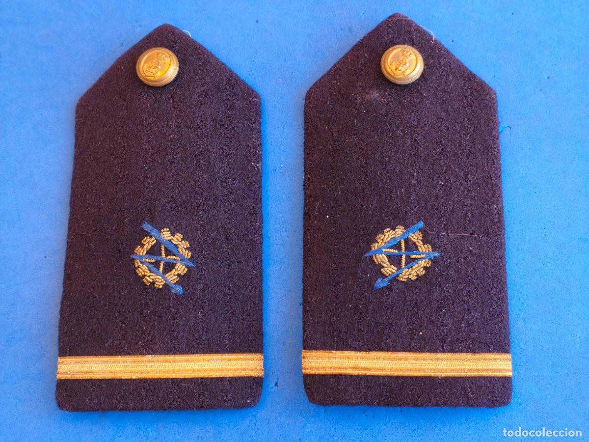 Militaria: Armada Espa&ntilde;ola. Hombreras. Subteniente Electricista. &Eacute;poca de Juan Carlos 1&ordm;.