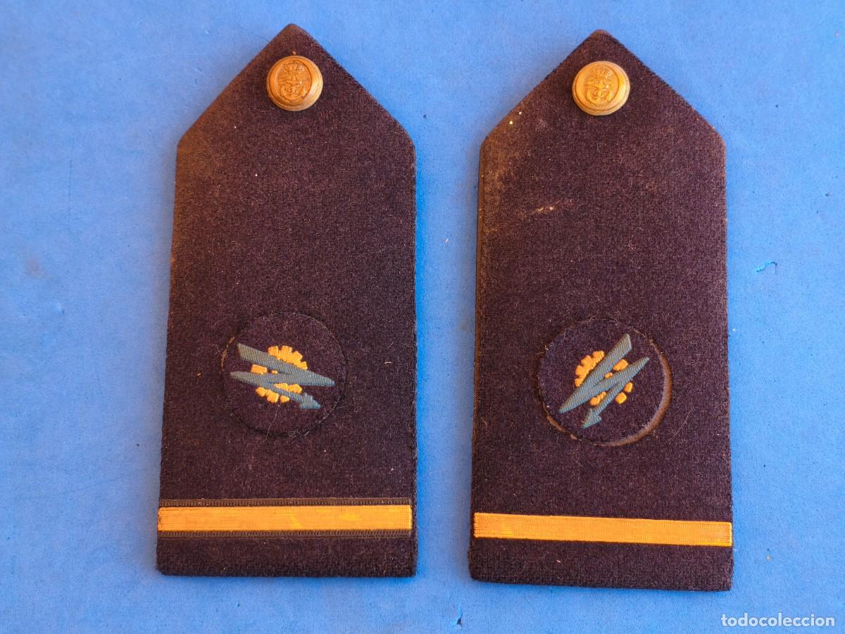 Militaria: Armada Espa&ntilde;ola. Hombreras. Subteniente Electricista. &Eacute;poca de Juan Carlos 1&ordm;.