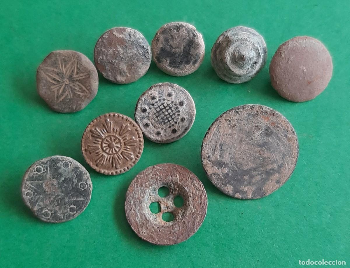 Militaria: (BOTON&Iacute;STICA) LOTE DE BOTONES A CATALOGAR