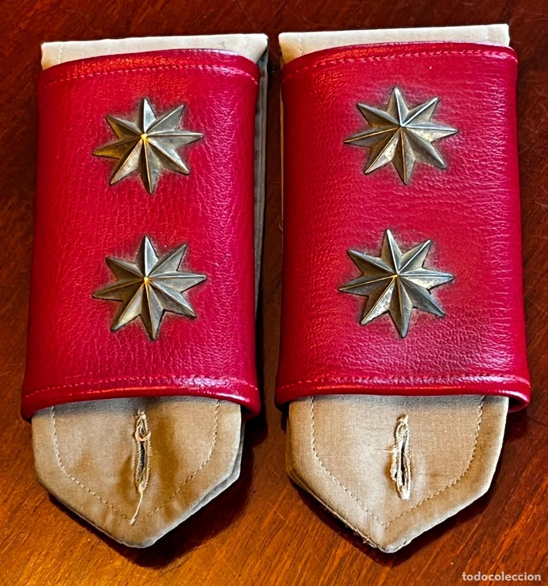 Militaria: PAR DE MANGUITOS ANTIGUOS DE TENIENTE CORONEL PARA HOMBRERAS, VER LAS DOS FOTOS PUESTAS.
